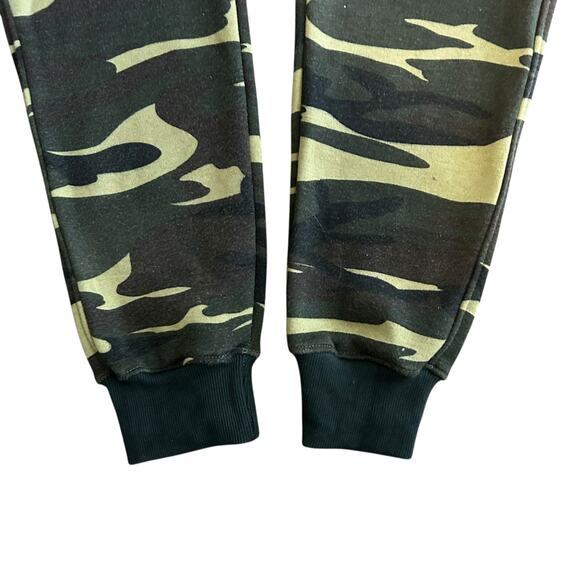 FLY first Love Yourself Camo Sweatpants NWT SZ L Cuffed Hem Pockets Jogging - Picture 4 of 8